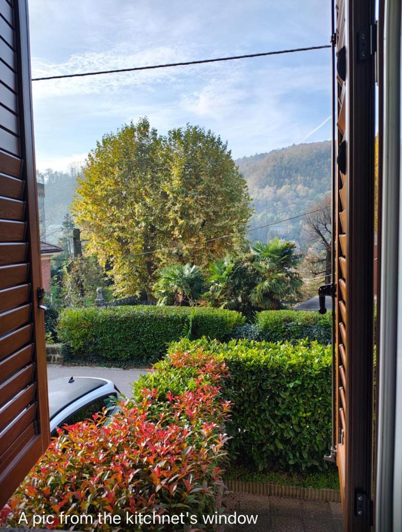 Lora Como Apartment, Free Private Parking Exterior foto